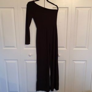 One shoulder (Left) black jump suit, M, Windsor, new condition